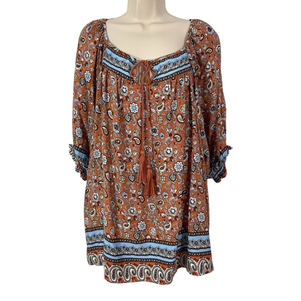 BOUTIQUE CLOSING SALE: GiGiO Boutique Top